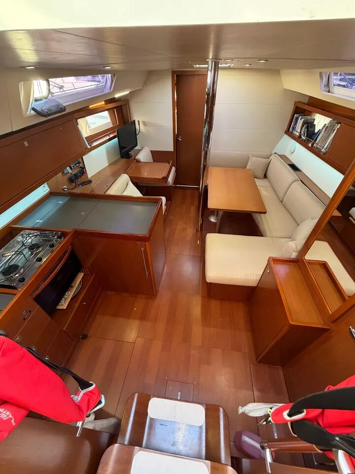 Beneteau Oceanis 41 gebraucht - Foto 1