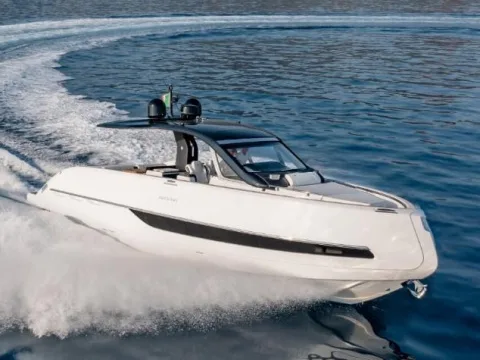 Invictus 420 TT NUOVA used - photo 1