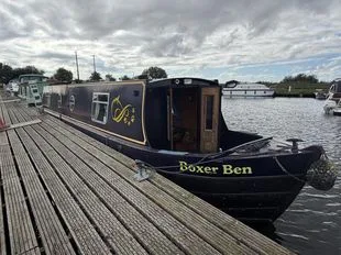 35Ft Cruiser Stern Narrowboat 'Boxer Ben' used - photo 1