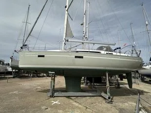 Bavaria Yachts 37 Cruiser used - photo 1