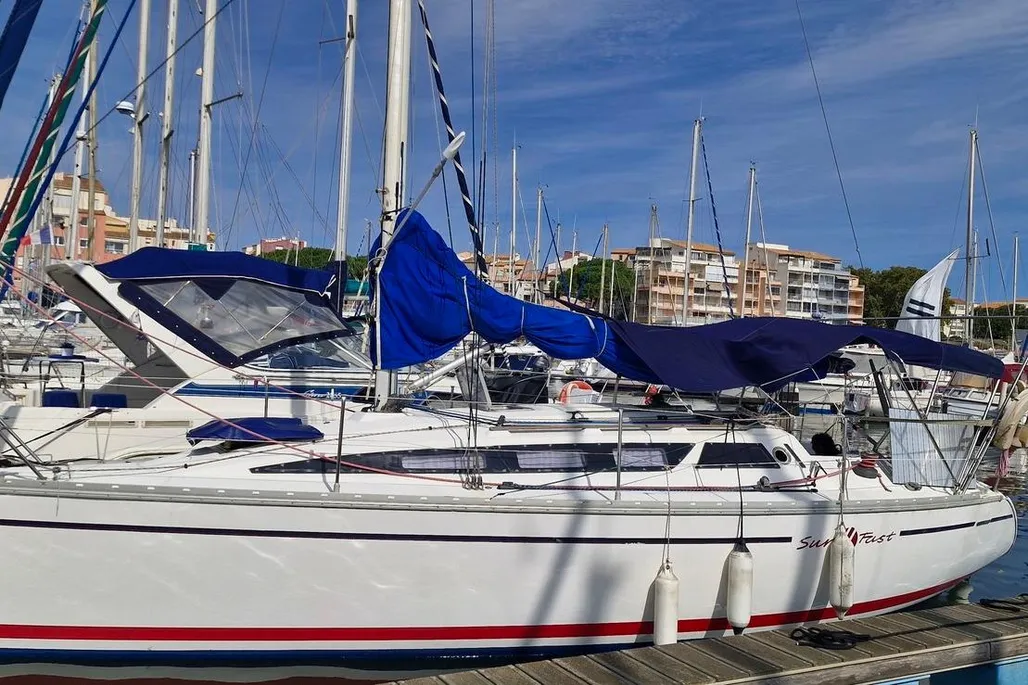 Jeanneau Sun Fast 31 gebraucht - Foto 1