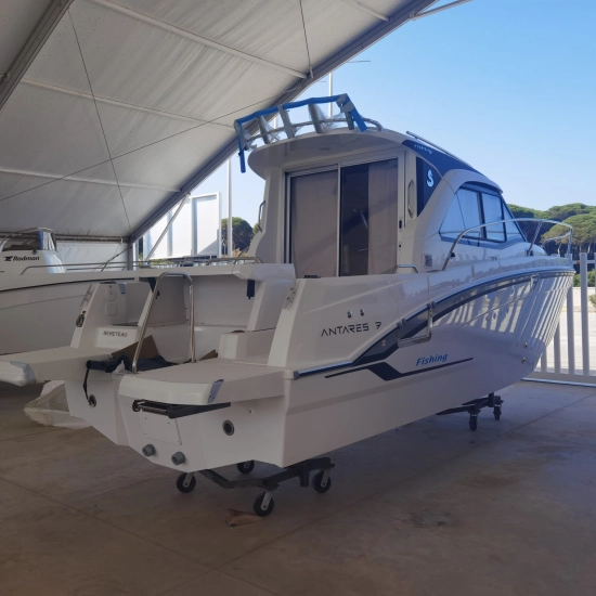 Beneteau Antares 7 V2 FISHING OB d'occasion - photo 1