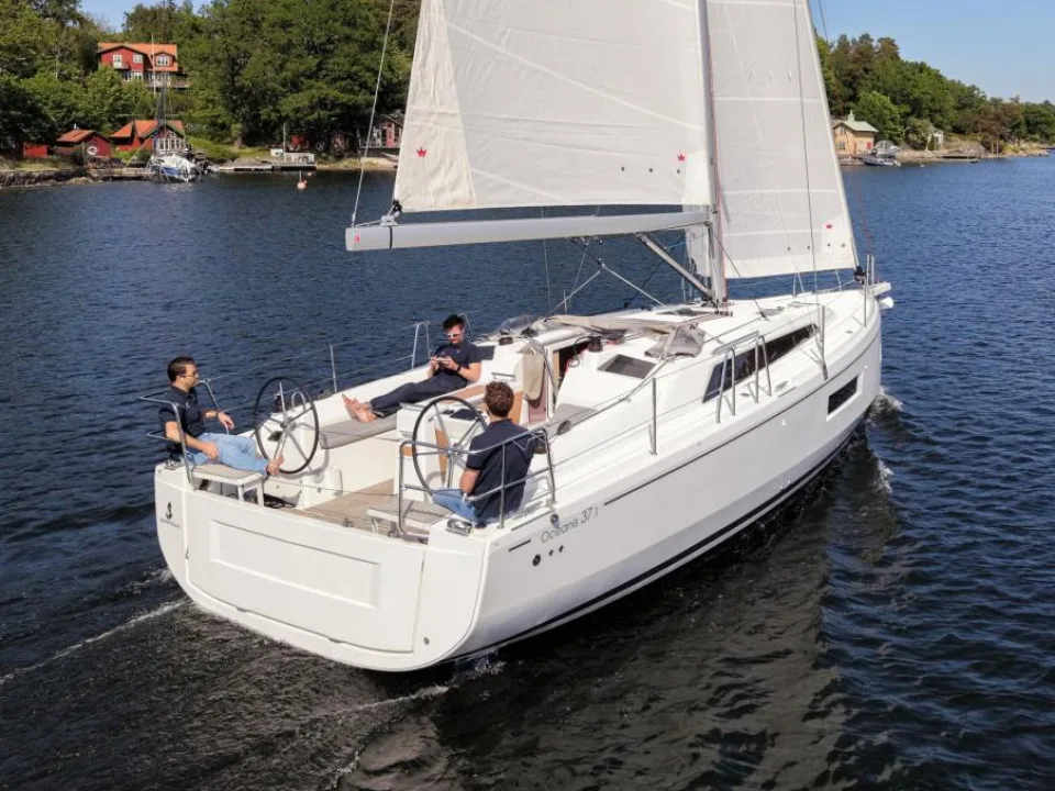 Beneteau Oceanis 37.1 usato - foto 1