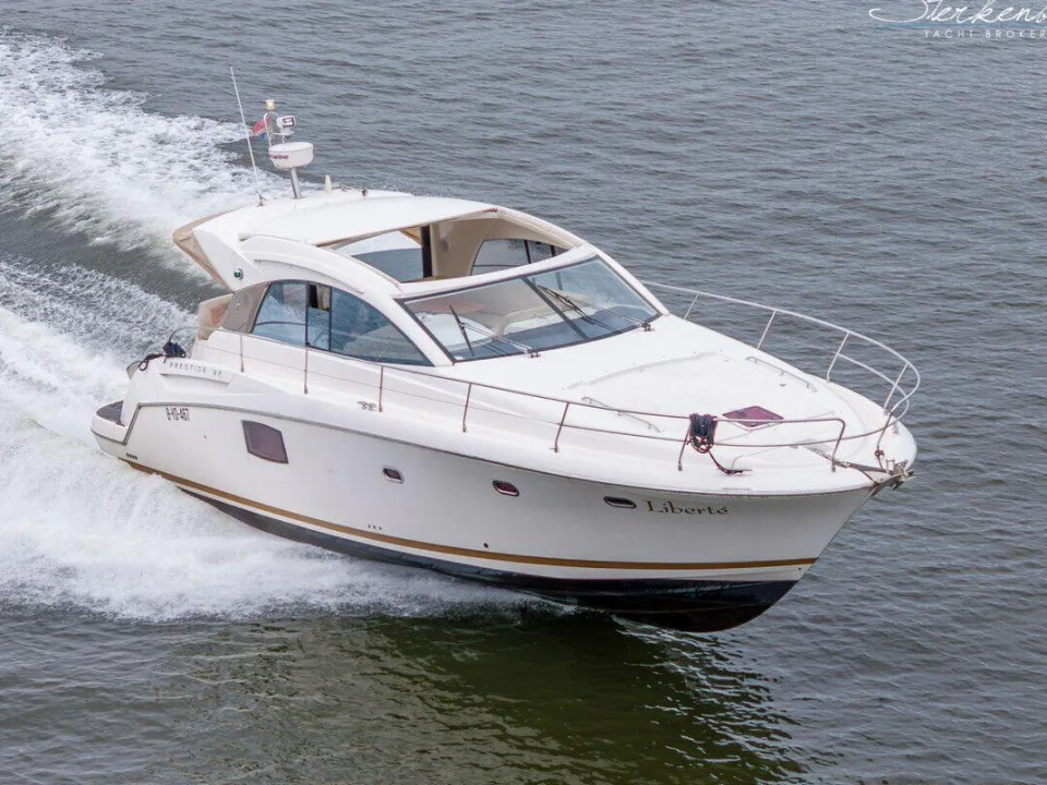 Prestige 42 S used - photo 1