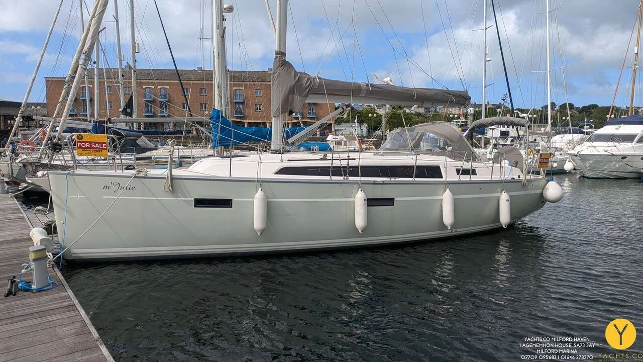 Bavaria Yachts 37 Cruiser gebraucht - Foto 1 Bavaria Yachts 37 Cruiser gebraucht - Foto 1