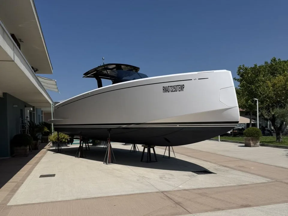 Pardo Yachts 38 used - photo 1