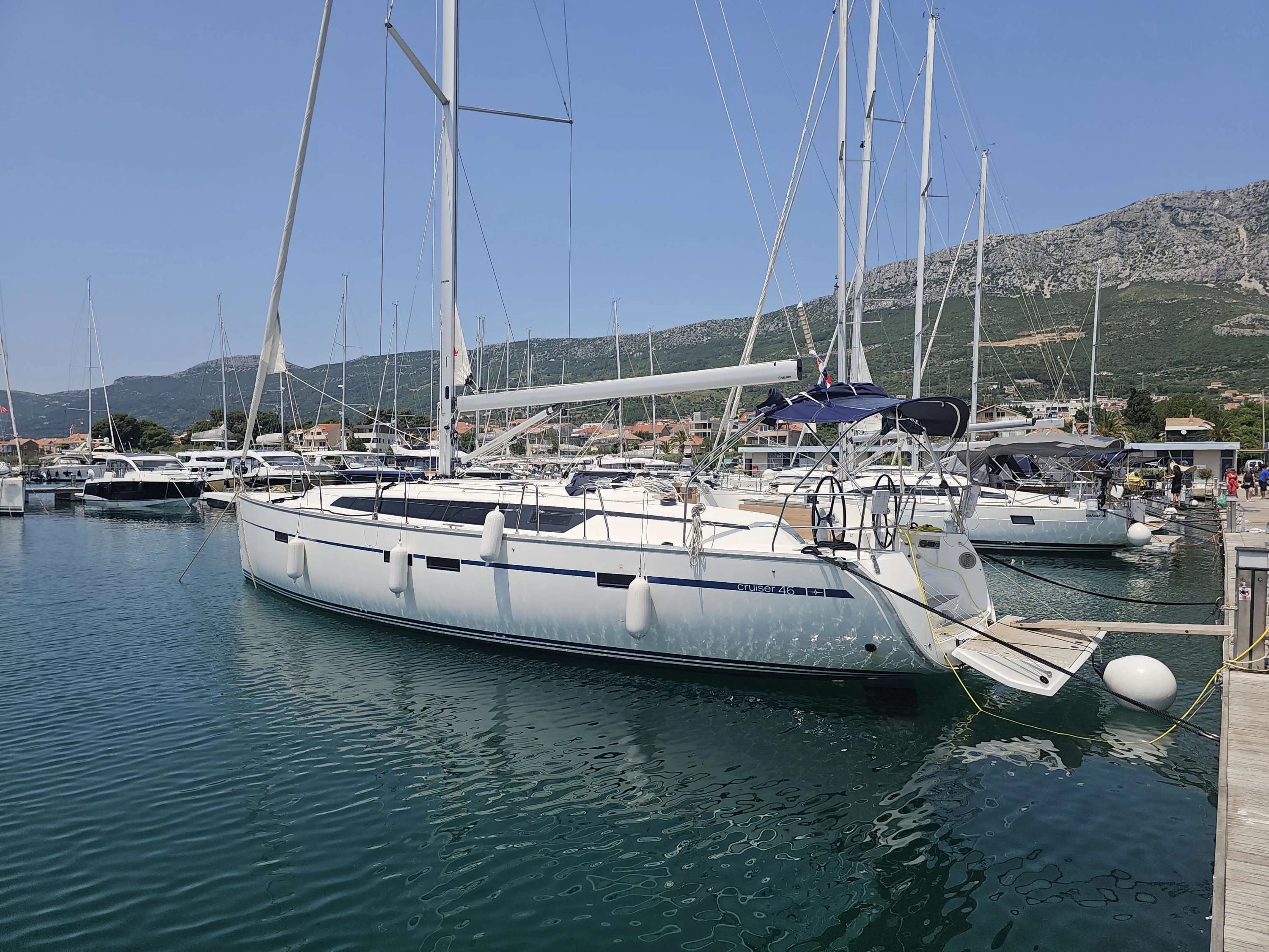 Bavaria Yachts CRUISER 46 used - photo 1