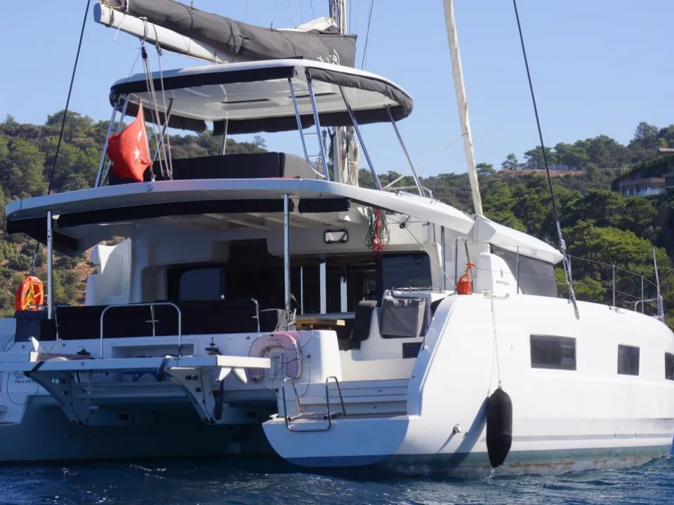 Lagoon 46 FLY gebraucht - Foto 1