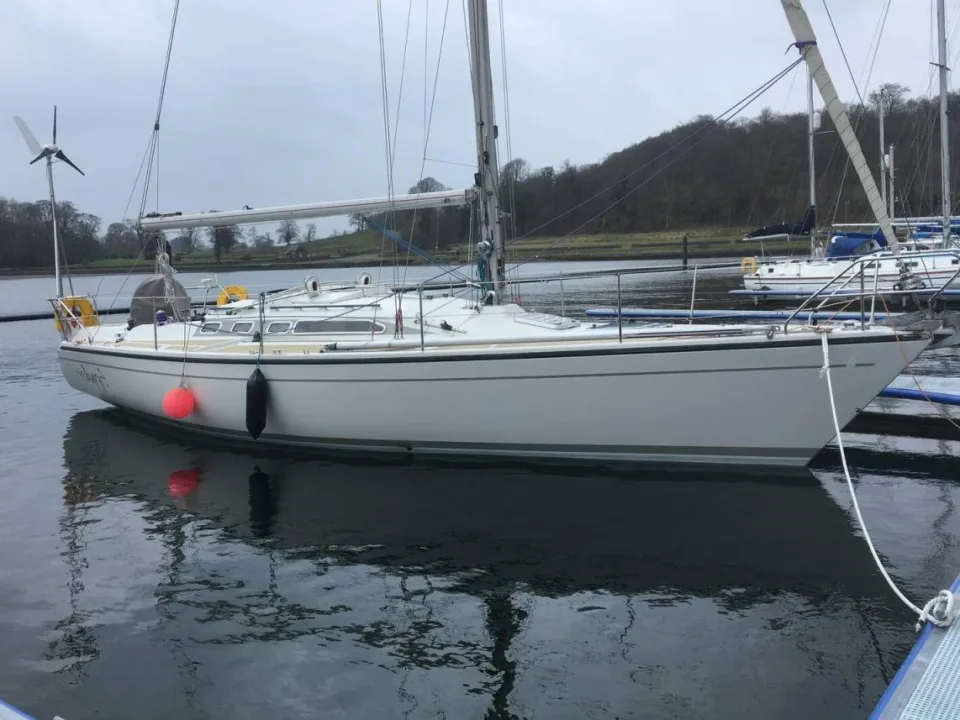 Dehler 38 CWS used - photo 1