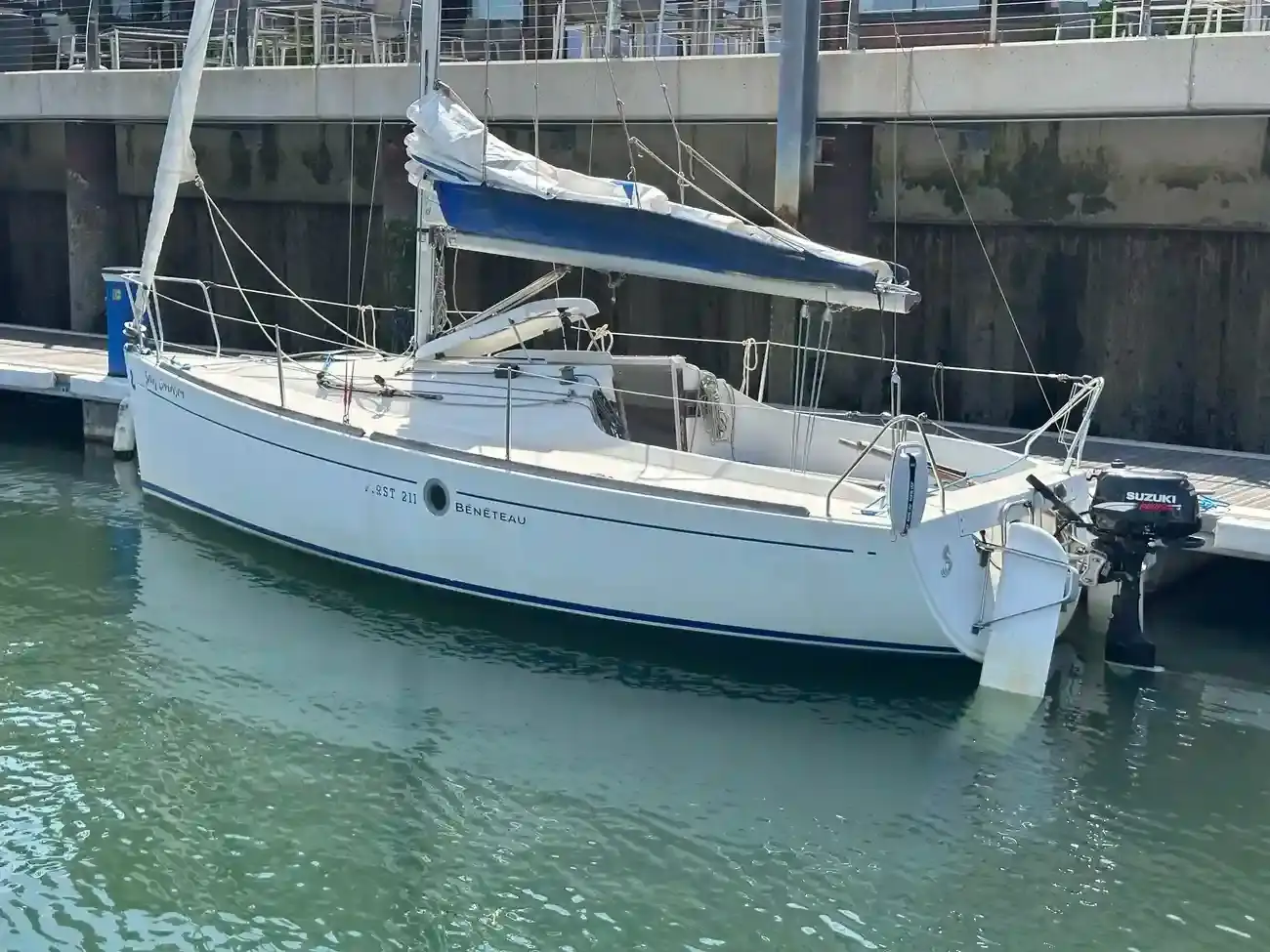 Beneteau FIRST 211 used - photo 1