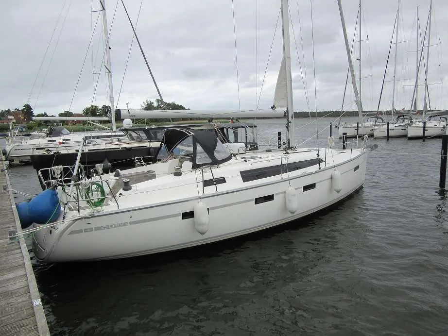 Bavaria Yachts CRUISER 41 used - photo 1