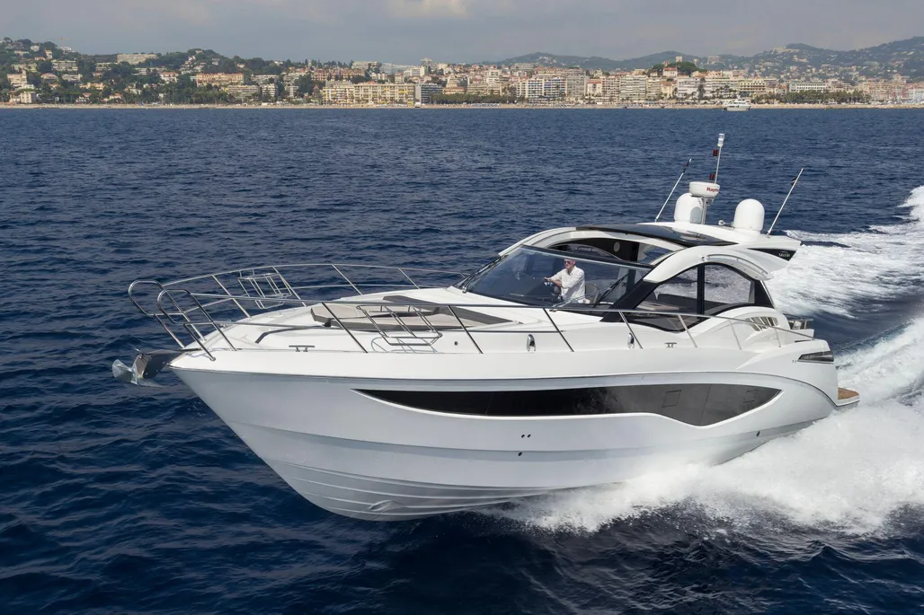 Galeon 485 HTS usato - foto 1