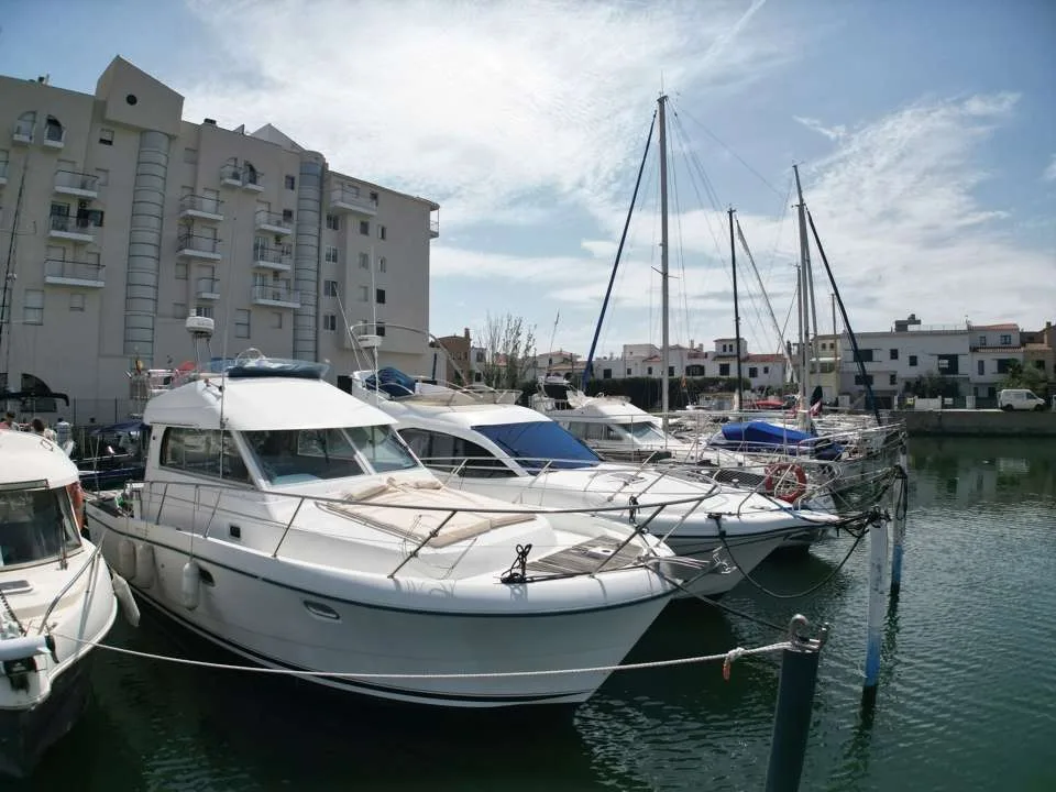 Beneteau Antares 10.80 used - photo 1