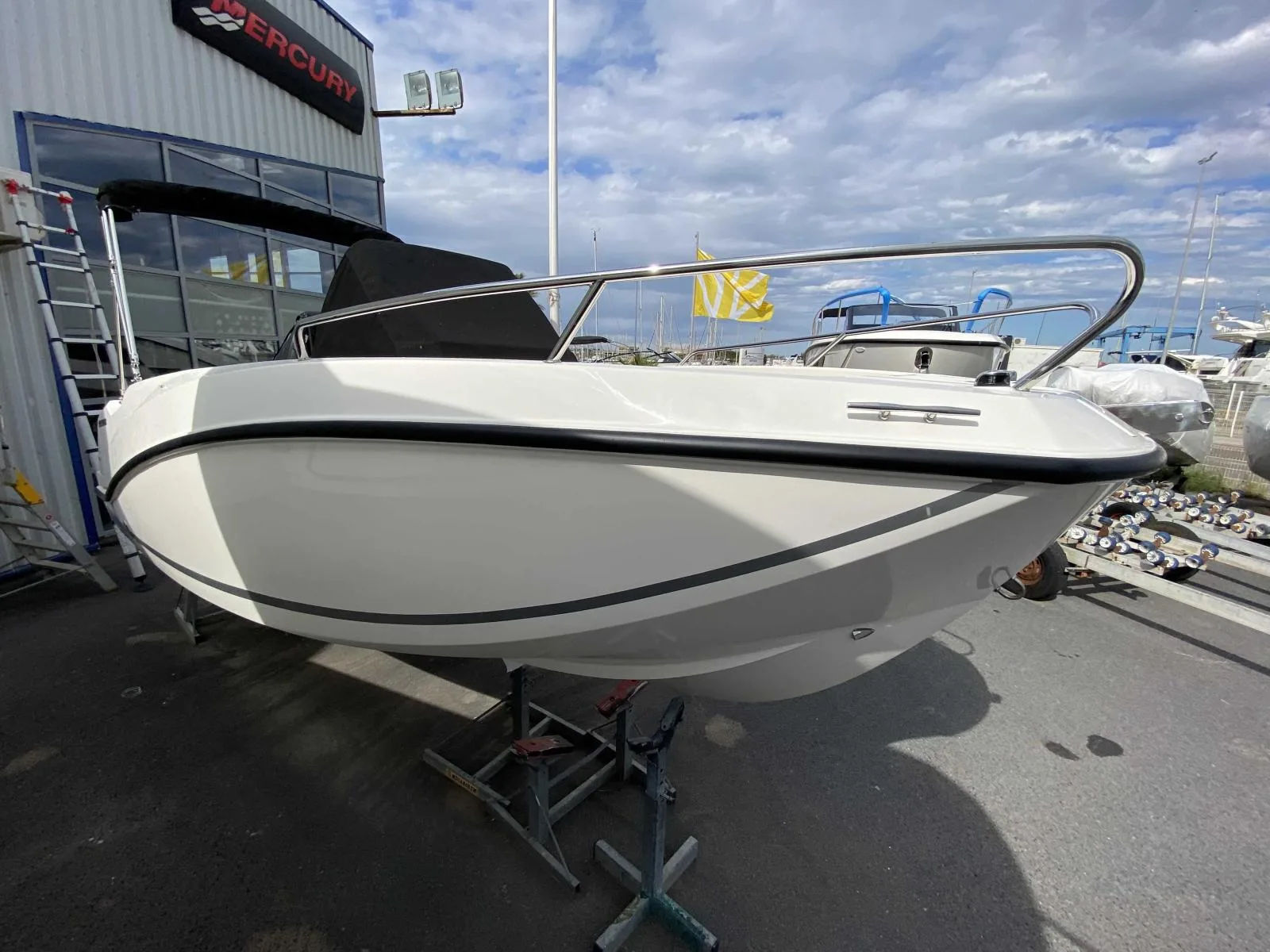 Quicksilver 555 open smart edition housses pret a partir used - photo 1