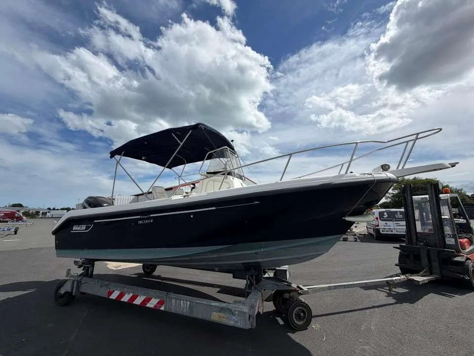 Boston Whaler OUTRAGE 23 used - photo 1