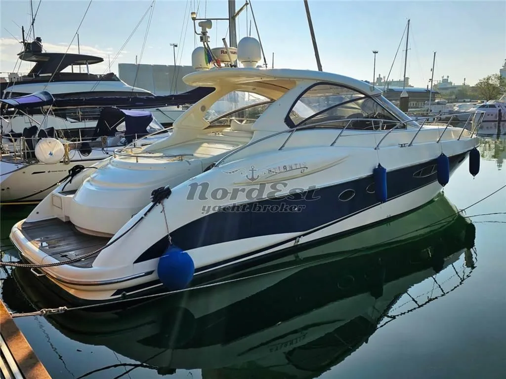 Atlantis 47 HT Hard Top used - photo 1