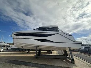 Bavaria Yachts SR 35 HT used - photo 1