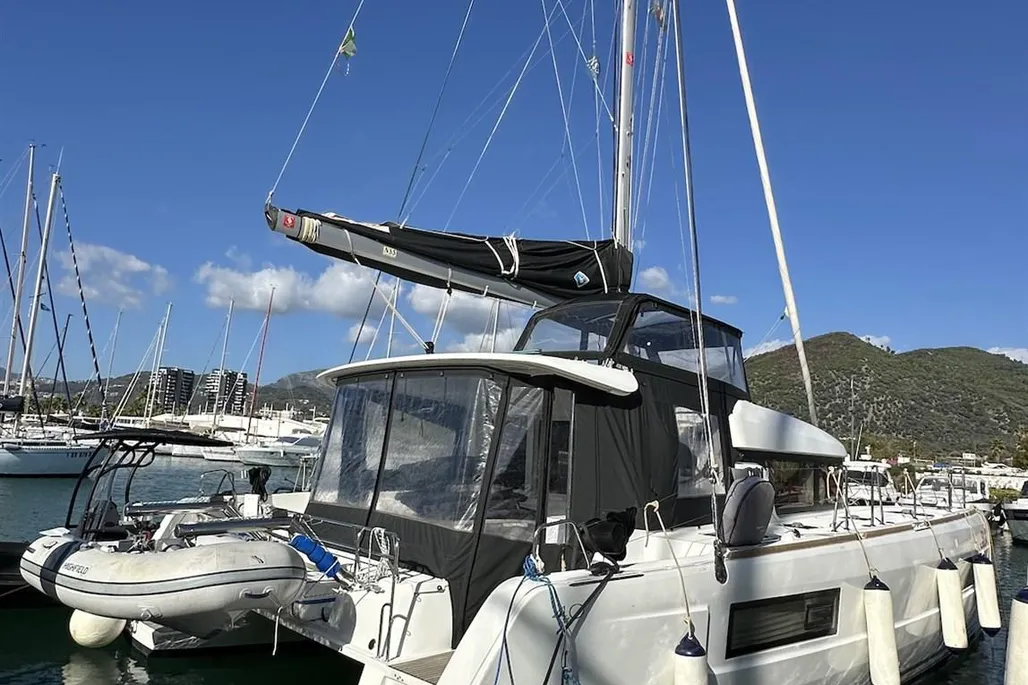 Lagoon 40 used - photo 1