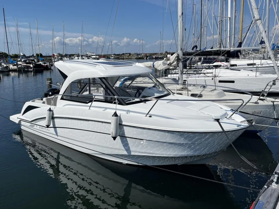 Beneteau Antares 7 usato - foto 1