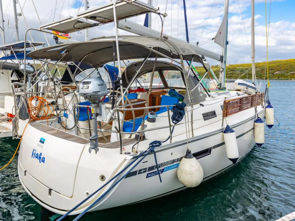 Bavaria Yachts 37 Cruiser used - photo 1