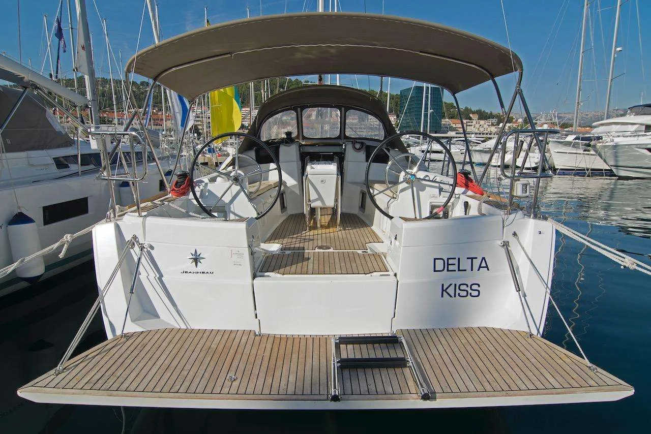 Jeanneau SUN ODYSSEY 389 used - photo 1