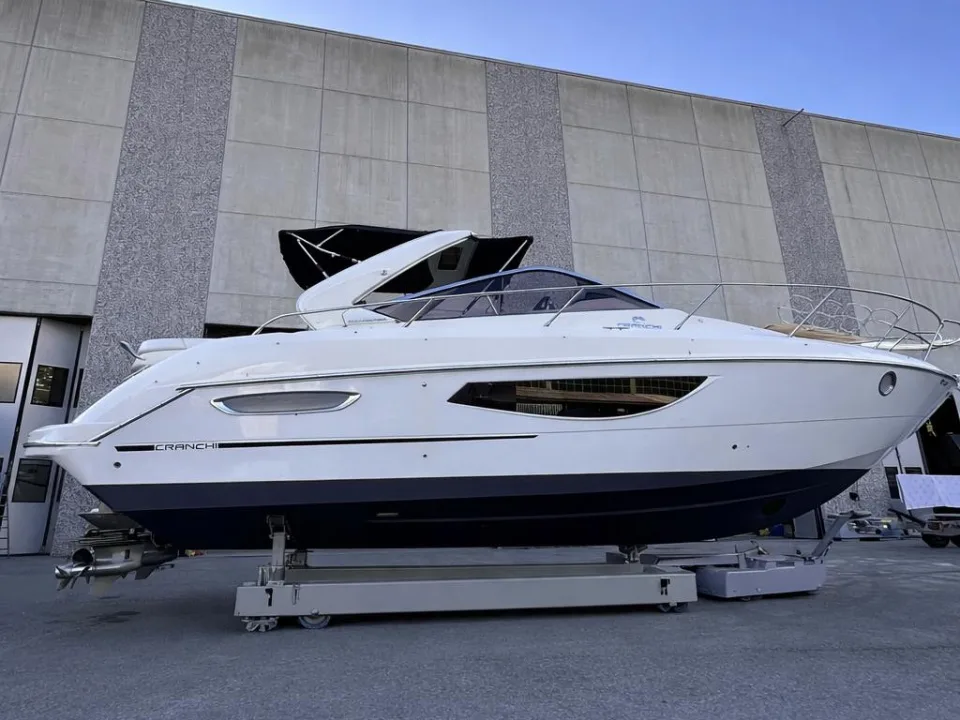 Cranchi Endurance 33 used - photo 1