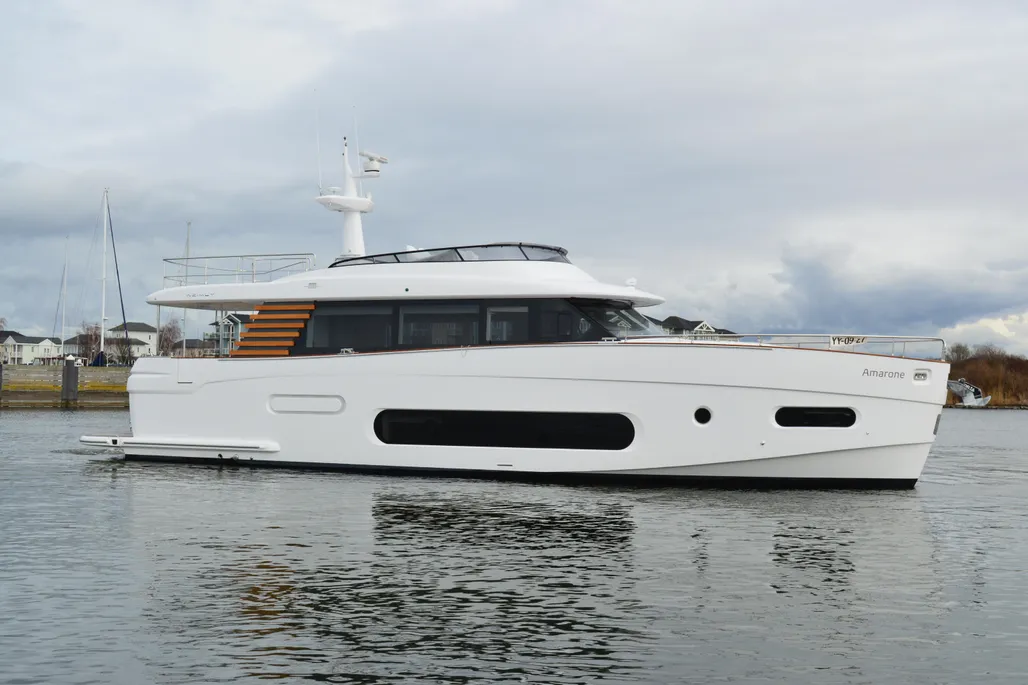 Azimut Magellano 66 gebraucht - Foto 1