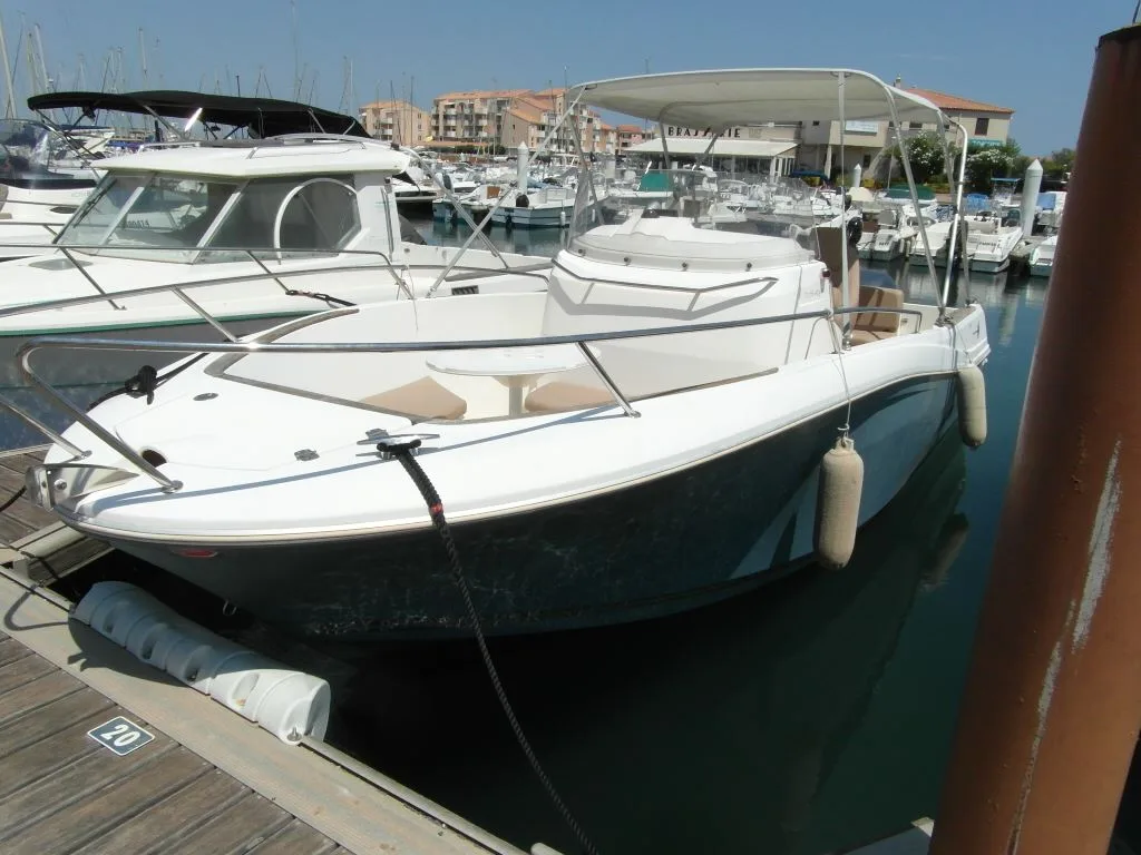 Jeanneau CAP CAMARAT 7.5 CC STYLE d'occasion - photo 1