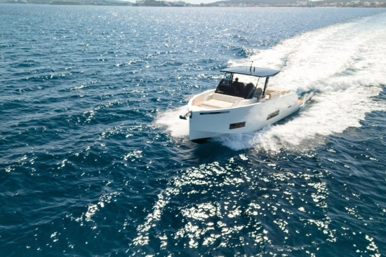 De Antonio Yachts D42 Open used - photo 1