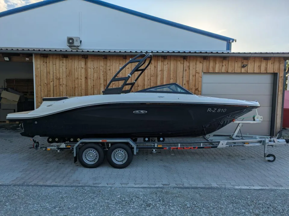 Sea Ray 210 SPXe used - photo 1