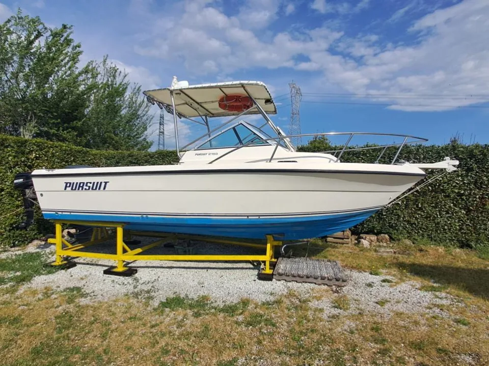 Pursuit 2150 WA used - photo 1