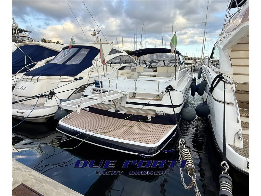 Pershing 40 used - photo 1
