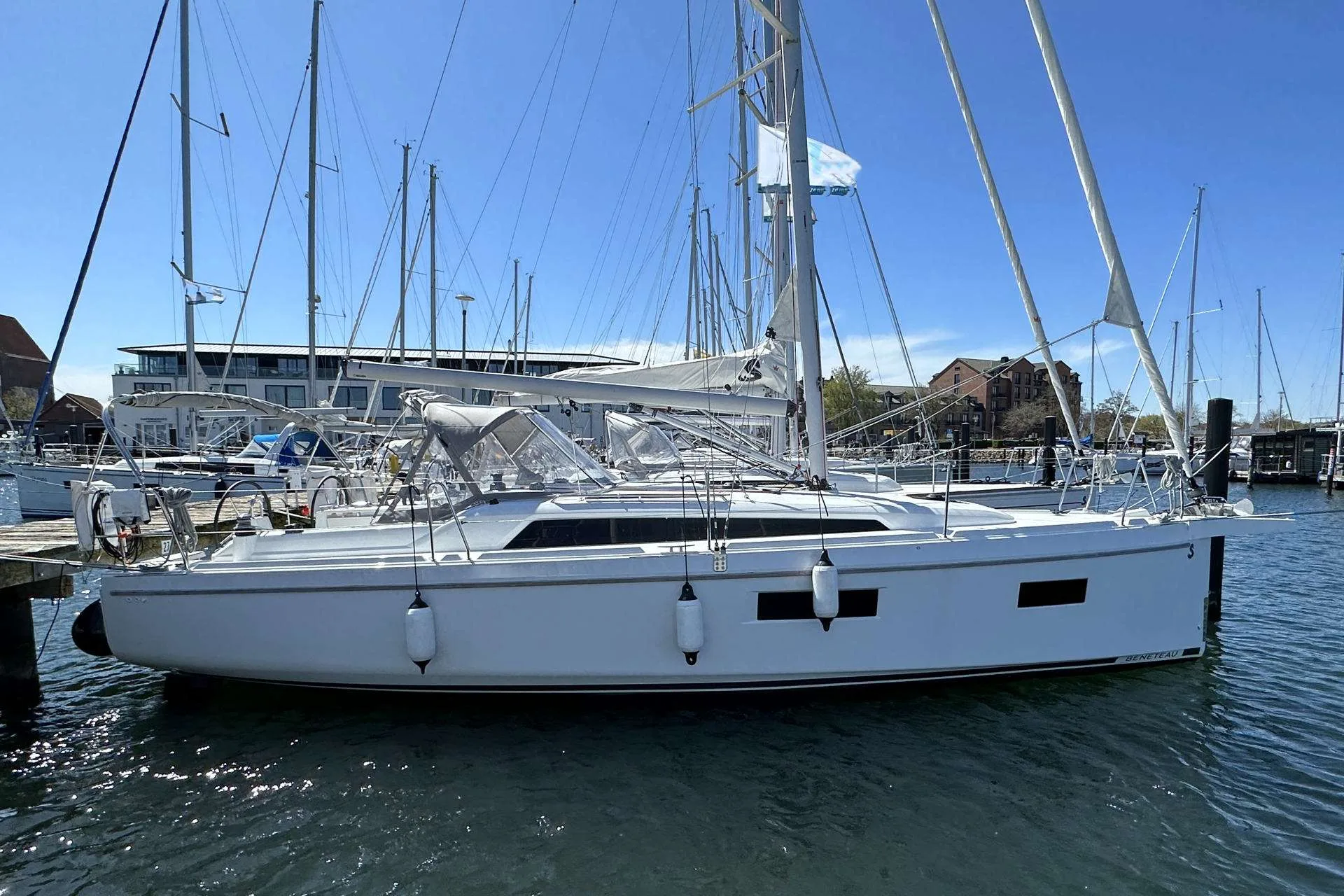 Beneteau OCEANIS 34.1 usato - foto 1