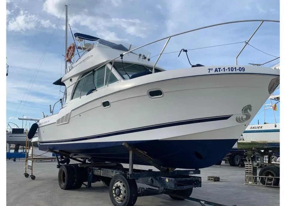 Beneteau Antares 9.80 d'occasion - photo 1