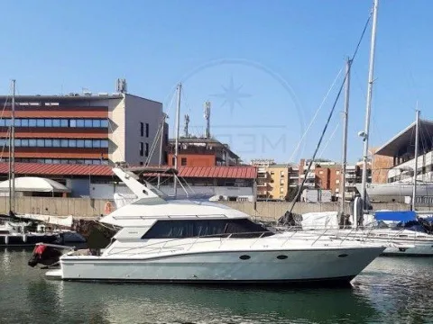 Uniesse 48 FLY d'occasion - photo 1