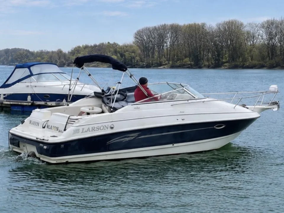 Larson Cabrio 220 d'occasion - photo 1 Larson Cabrio 220 d'occasion - photo 1