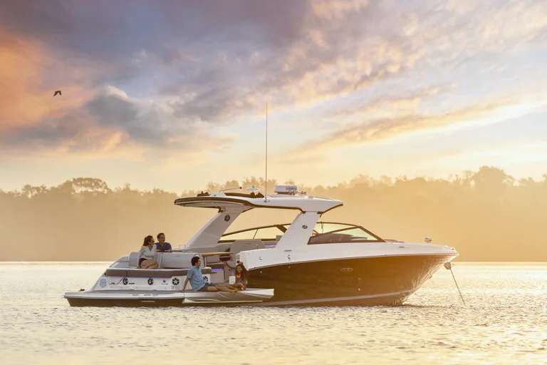 Sea Ray SLX 400