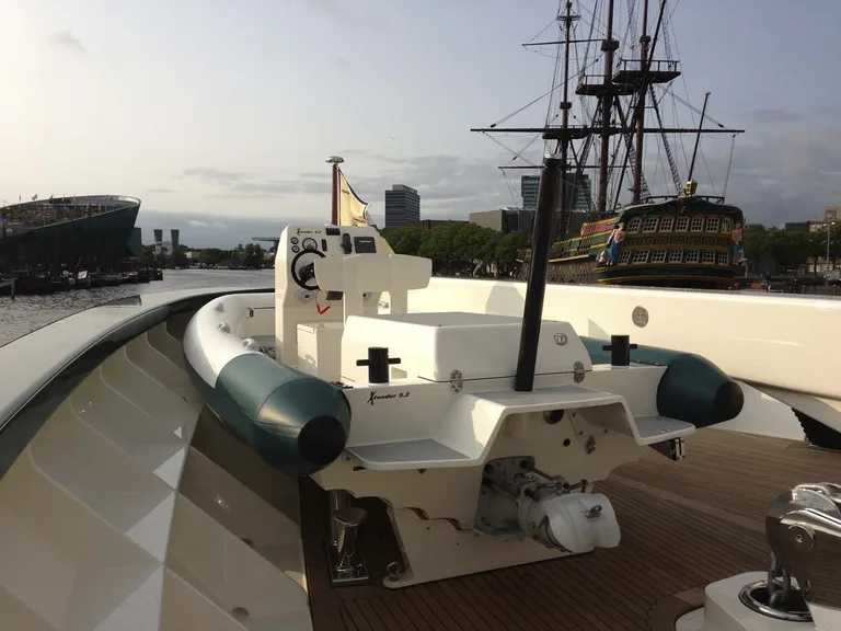 Xtenders 5.2m Work Tender