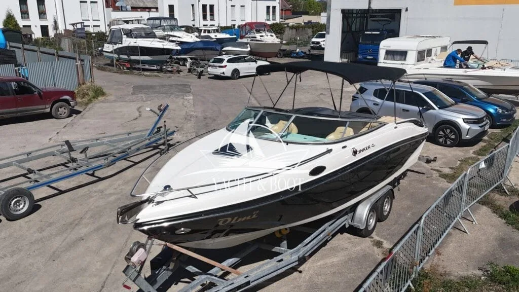 Rinker 246 Captiva CC used - photo 1