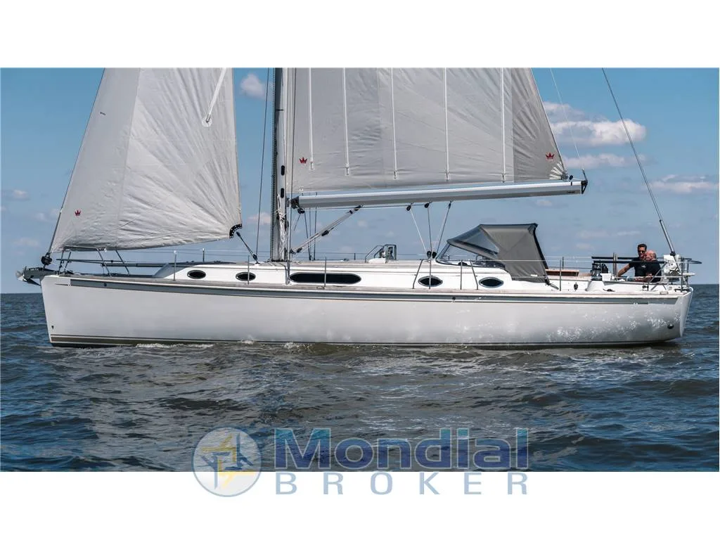 Moody 45 AC used - photo 1