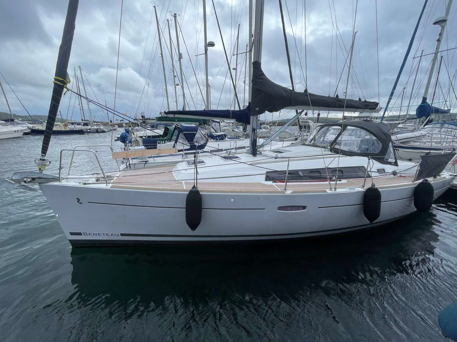 Beneteau OCEANIS 34 used - photo 1