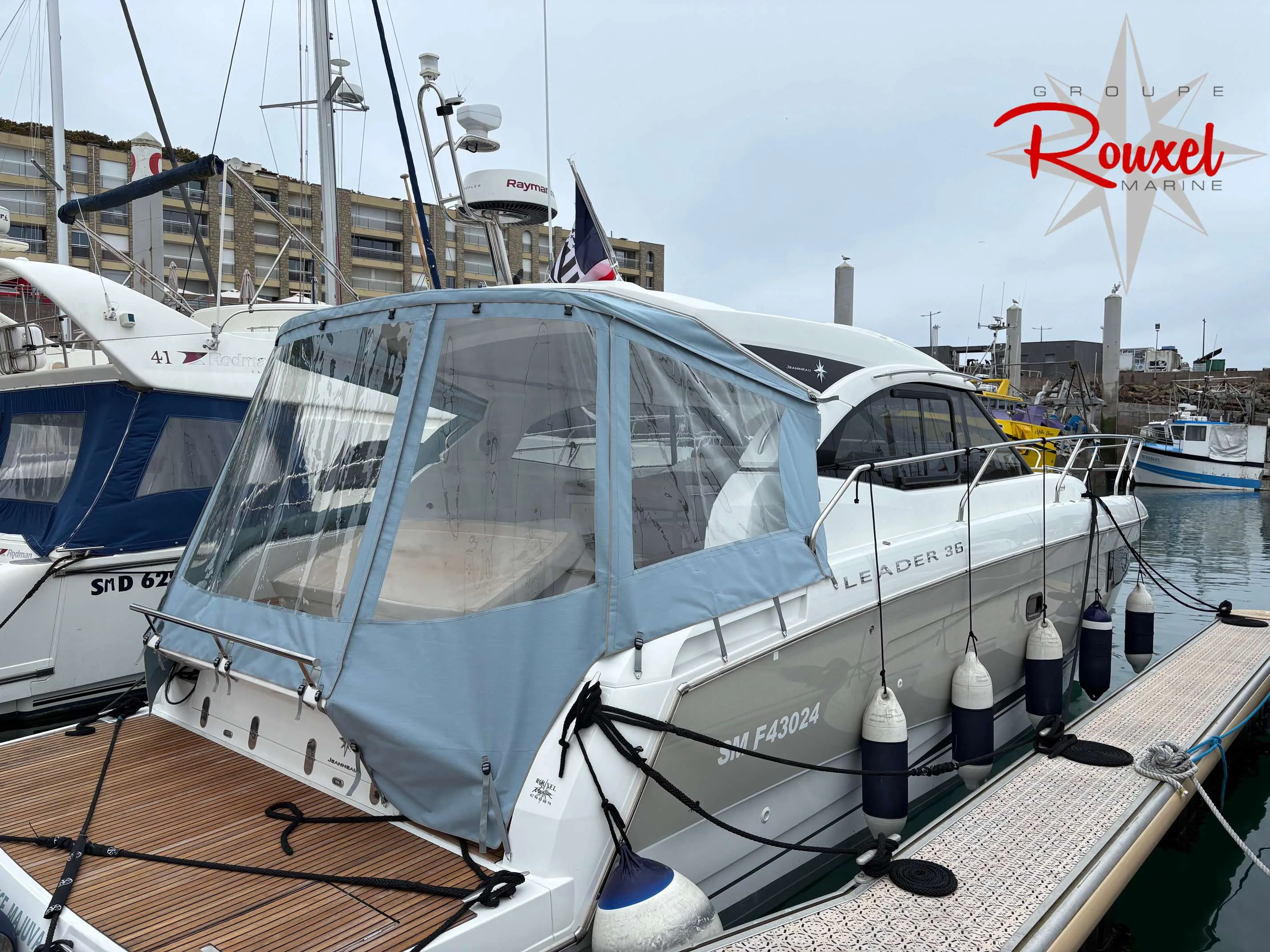 Jeanneau LEADER 36 SPORT TOP d'occasion - photo 1