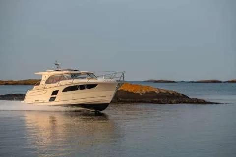 Marex 360 Cabriolet Cruiser d'occasion - photo 1