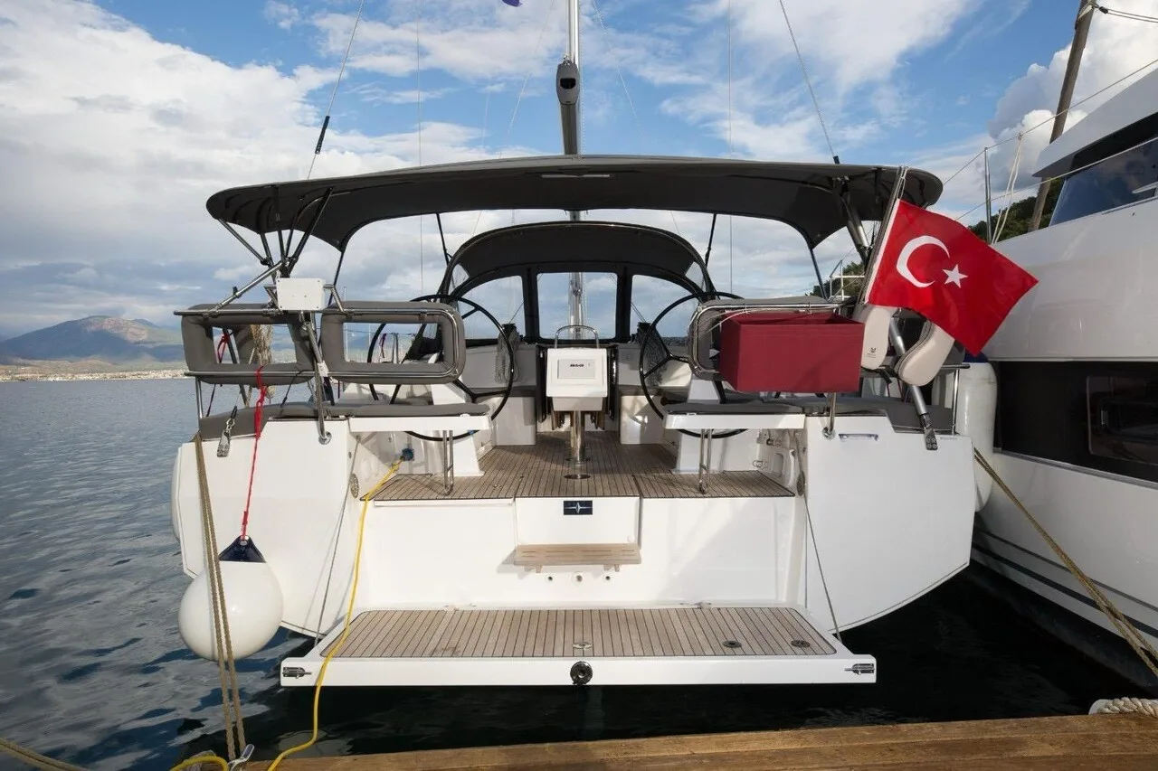 Bavaria Yachts C42 gebraucht - Foto 1