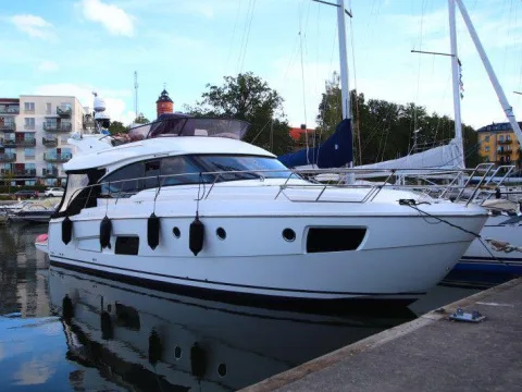 Bavaria Yachts Viertes 420 Fly used - photo 1