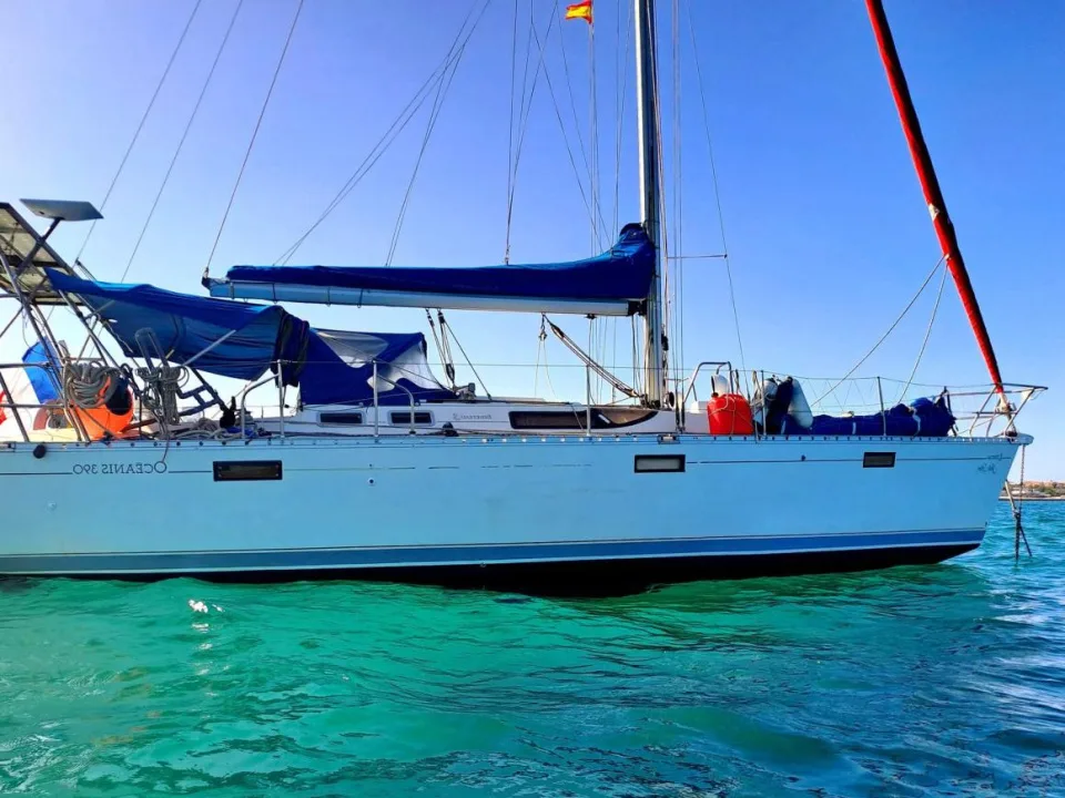 Beneteau Oceanis 390 usato - foto 1