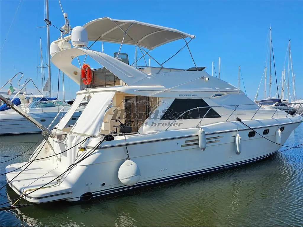 Princess Yachts 480 Fly usato - foto 1
