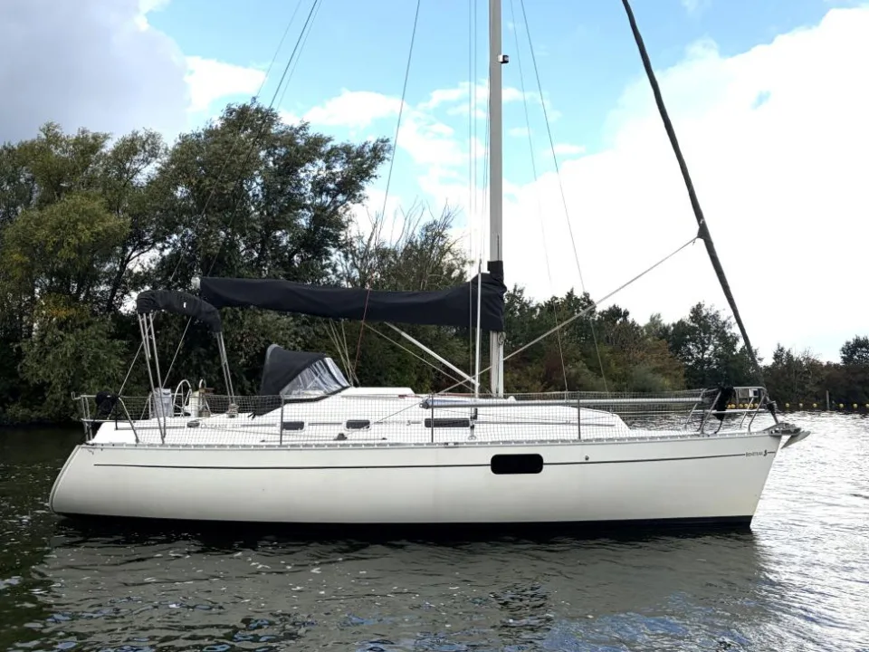 Beneteau Oceanis 321 gebraucht - Foto 1