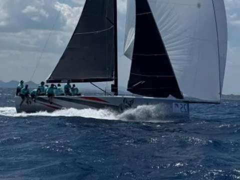 Hakes Marine HH42 gebraucht - Foto 1