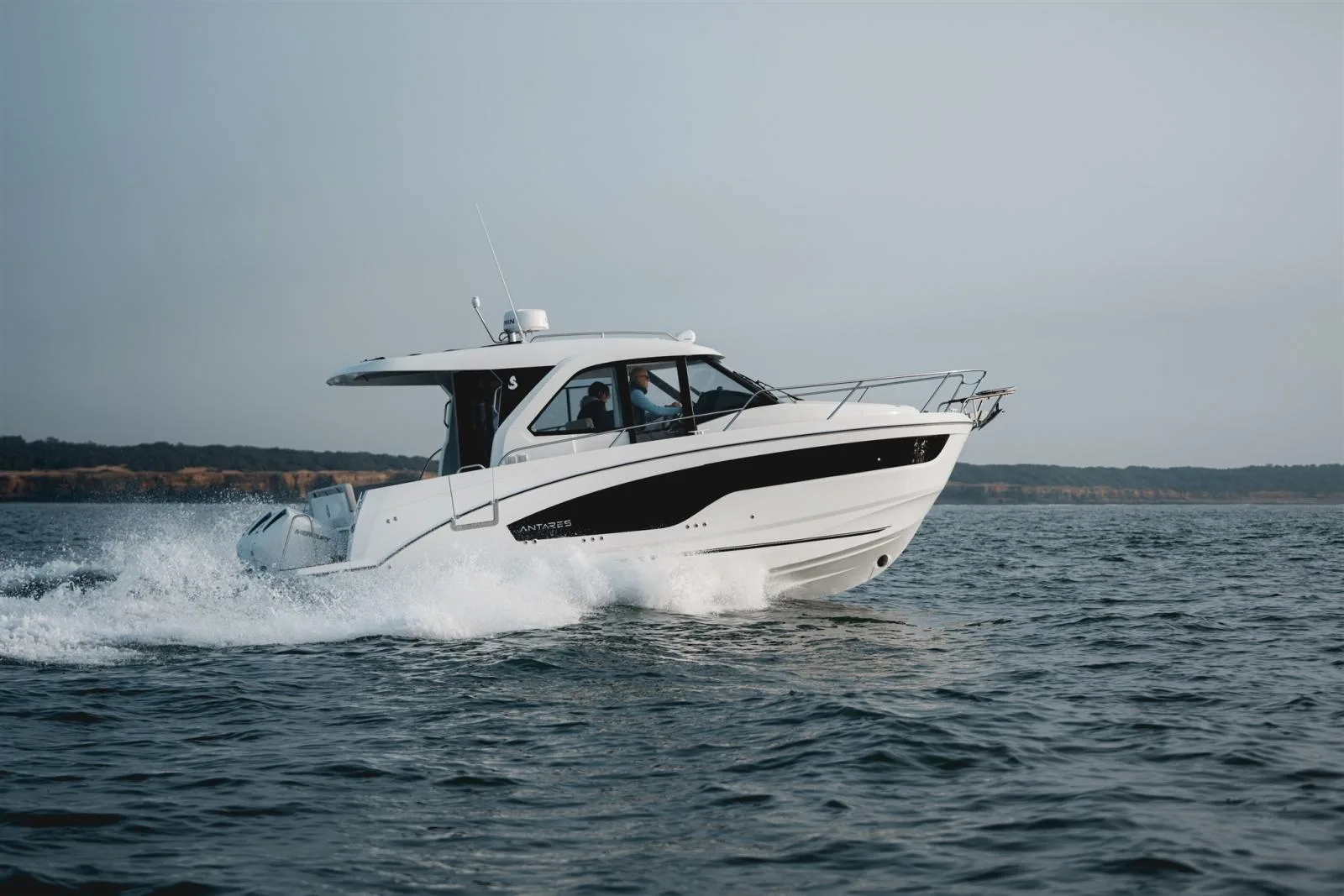 Beneteau Antares 9 v2 d'occasion - photo 1